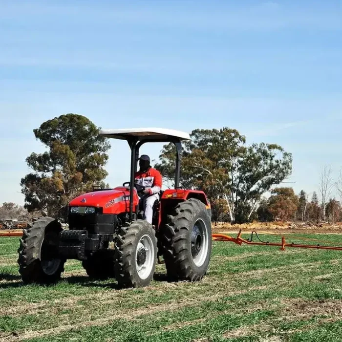 Available at AGRISERV Uganda, the CASE IH JXT Compact and JXT tractor series offer a range of five models from 36 HP to 75 HP, with both 2WD and 4WD options. Engineered for your farming project in Uganda, these tractors deliver exceptional power, speed, lift capacity, and pulling strength. You get extreme performance while maximizing fuel efficiency, ensuring cost-effective and productive daily operations.