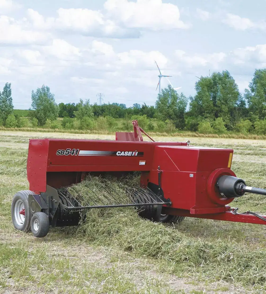 This robust baler is engineered for season-after-season performance, producing dense, uniform small square bales that are easy to handle, stack, and transport—a perfect solution for dairy farms, livestock breeders, and hay producers across the country.