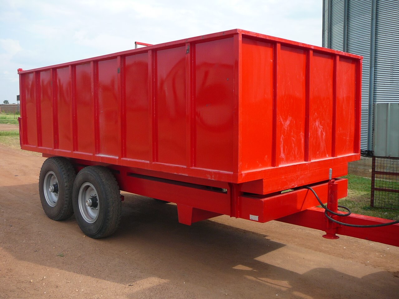 Trailers & Implements